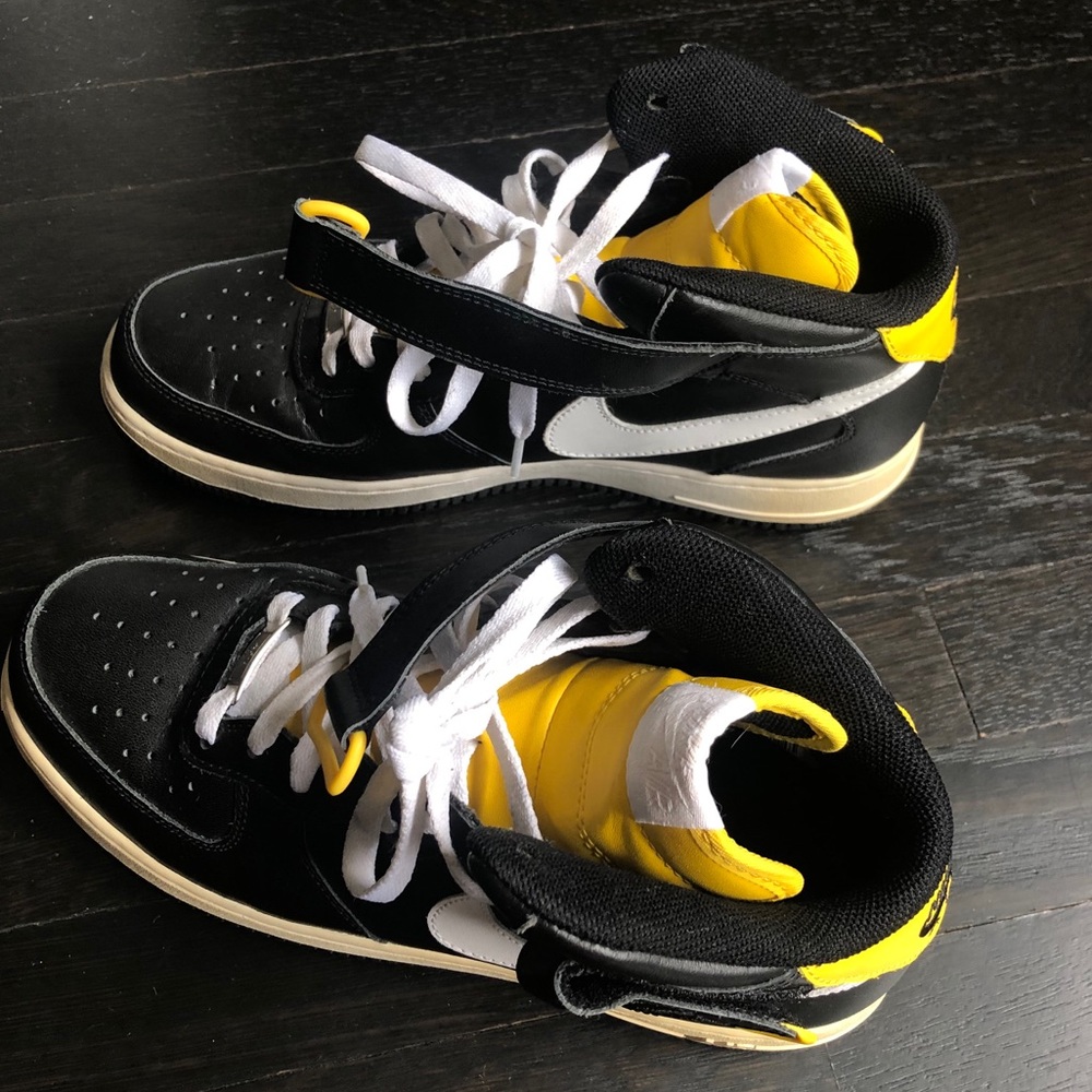 Nike Air Force 1 ‘07 High (Black & Yellow)